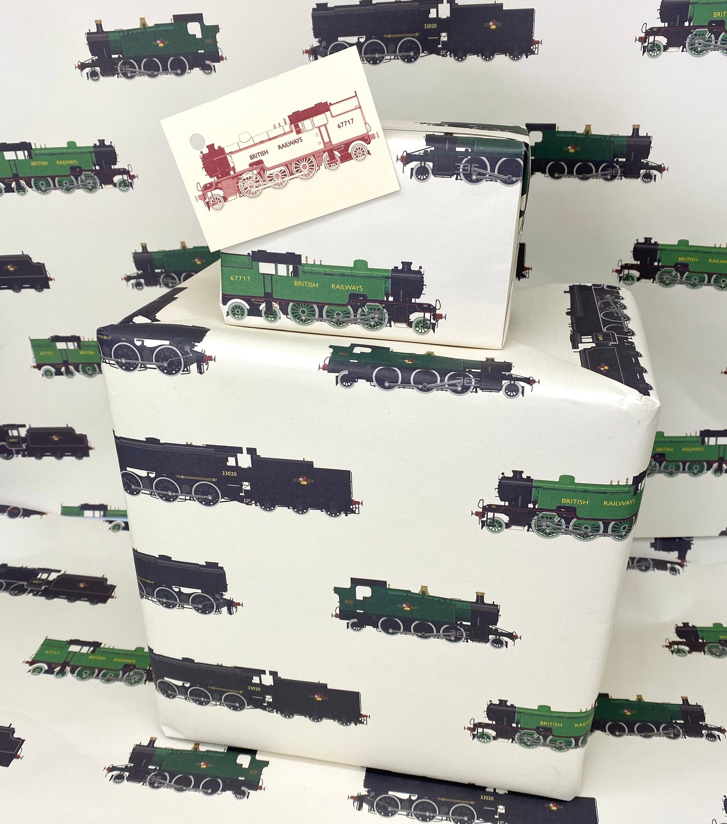 Classic British Steam Trains Gift Wrap and Matching Gift Tag - Rolled