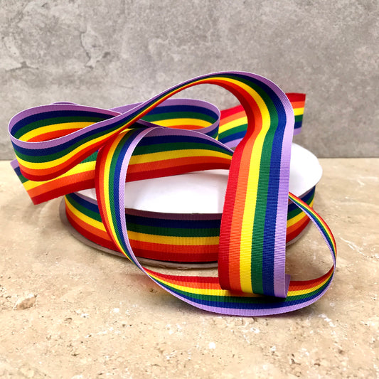 Rainbow ribbon to cheer up any presenting solution