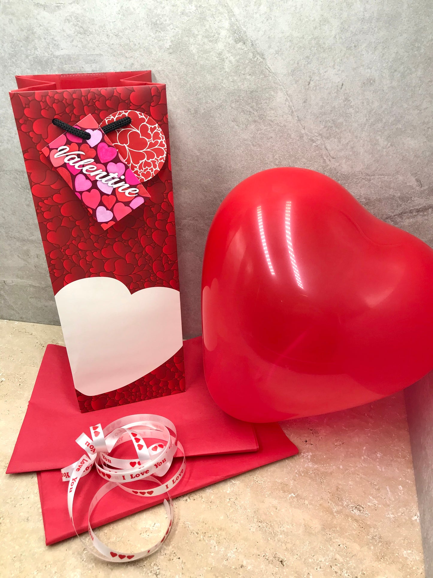 'Red Heart' single bottle gift bag